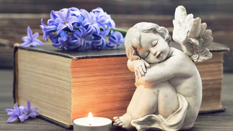 After Funeral Service Memorial Decor Ideas